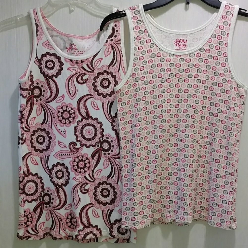 SOLD Kids / girls 2 Old Navy floral tank tops